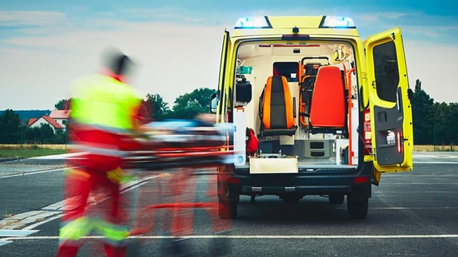 A Dyntell találmánya öntanuló mesterséges intelligencia alkalmazásával egyre pontosabb előrejelzést nyújt a mentőkapacitásra vonatkozó igényekről.